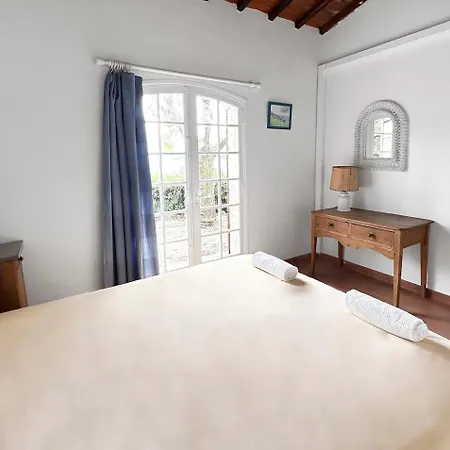 Detente Provencale Avec Vue Feriehus *