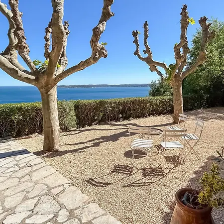 Detente Provencale Avec Vue Feriehus *