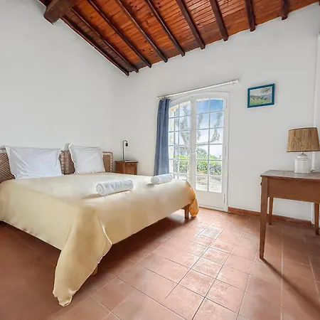 Détente Provençale Avec Vue Hébergement de vacances Sainte-Maxime