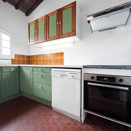 Detente Provencale Avec Vue Feriehus