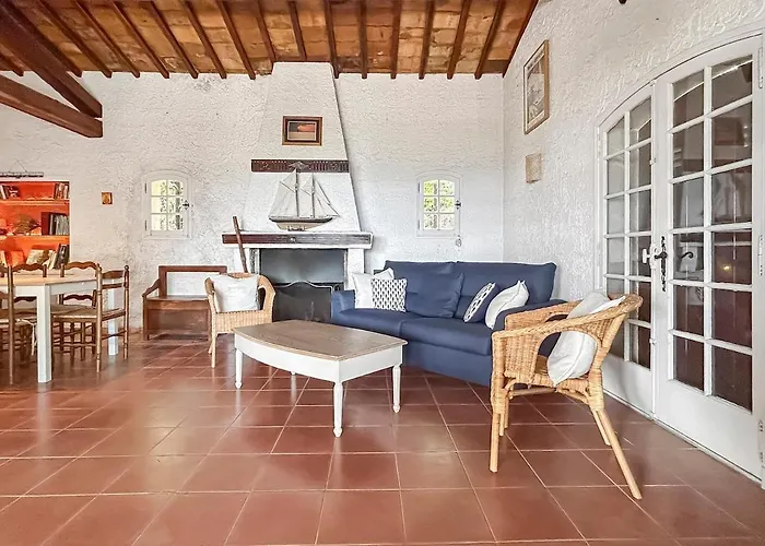 Detente Provencale Avec Vue