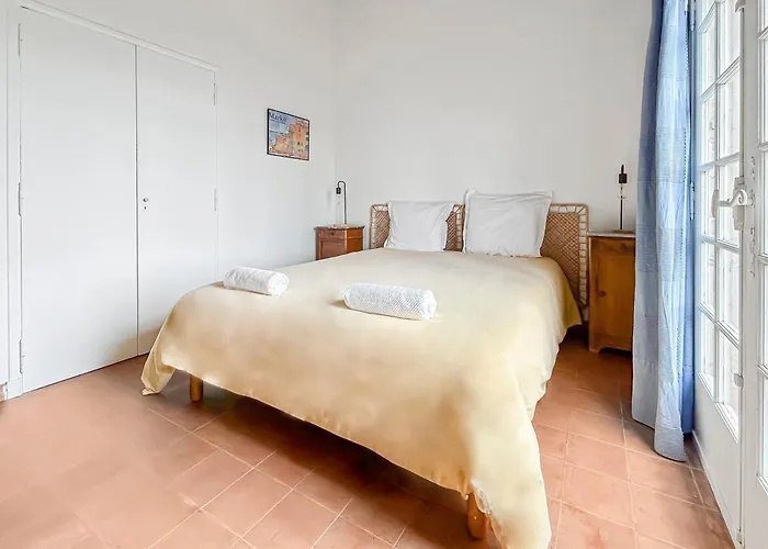 Detente Provencale Avec Vue *